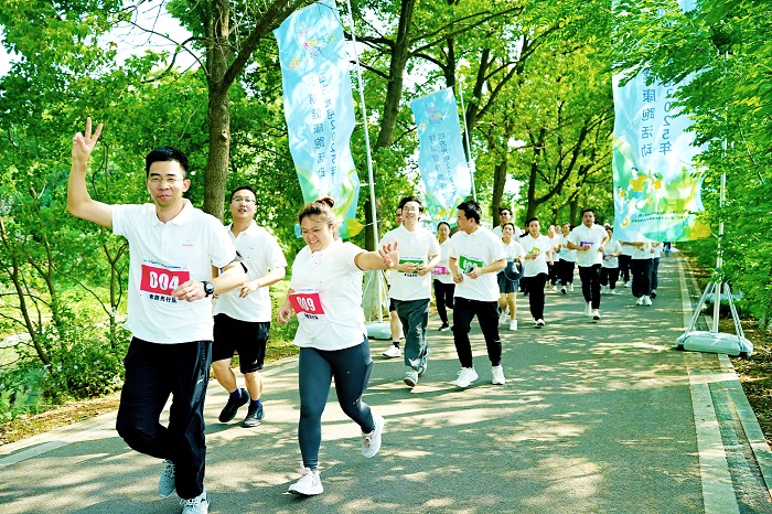 FUN肆奔跑 悦动四方​——四方光电2025年环湖健康跑活动圆满收官