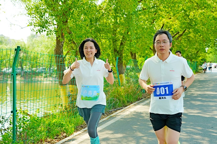 FUN肆奔跑 悦动四方​——四方光电2025年环湖健康跑活动圆满收官